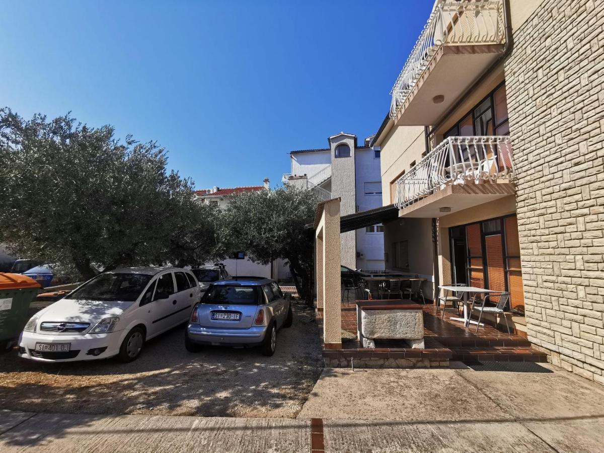 Apartment&Rooms Mrkovic Vodice Buitenkant foto