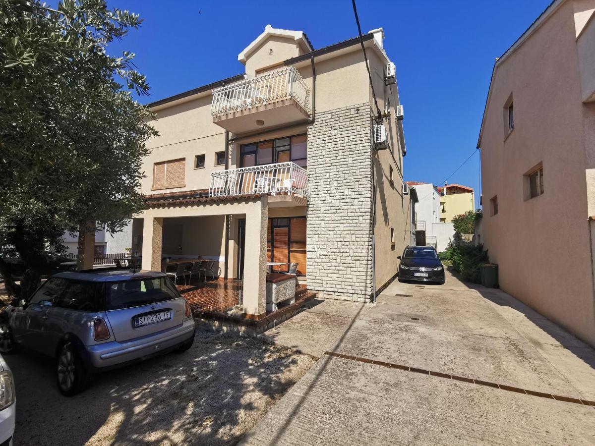 Apartment&Rooms Mrkovic Vodice Buitenkant foto