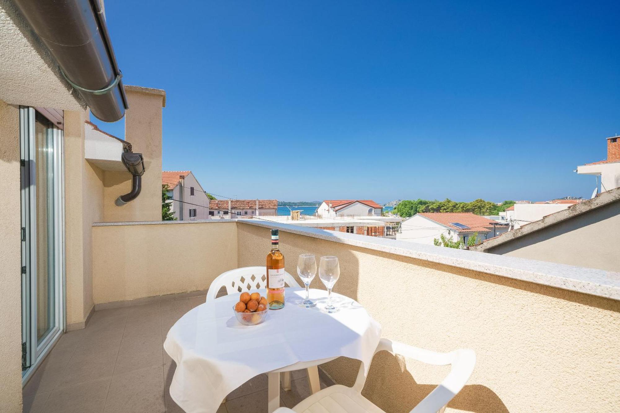 Apartment&Rooms Mrkovic Vodice Buitenkant foto