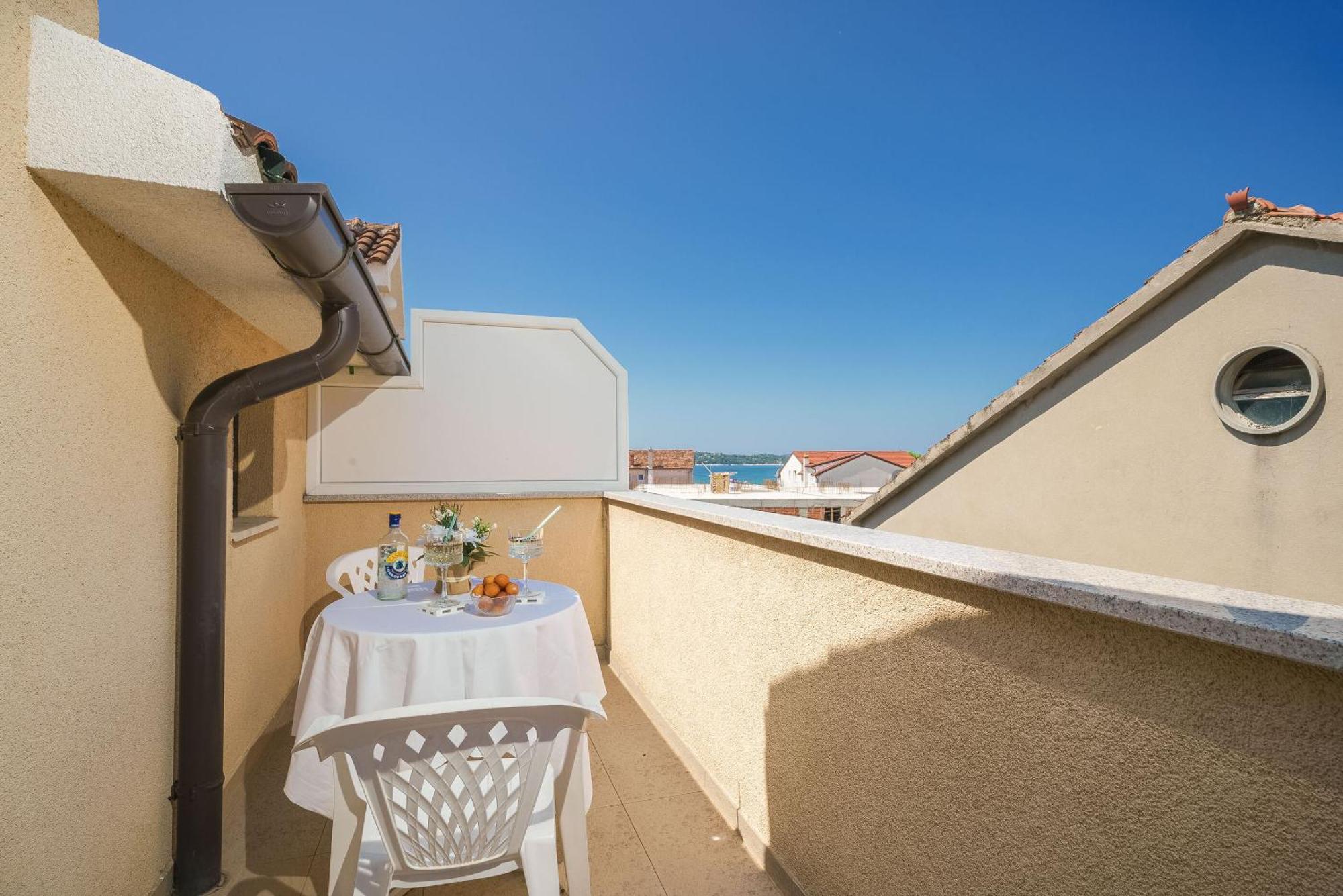Apartment&Rooms Mrkovic Vodice Buitenkant foto