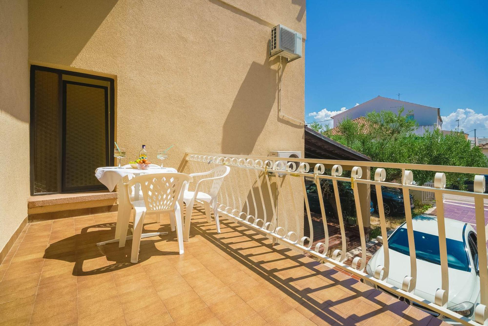 Apartment&Rooms Mrkovic Vodice Buitenkant foto