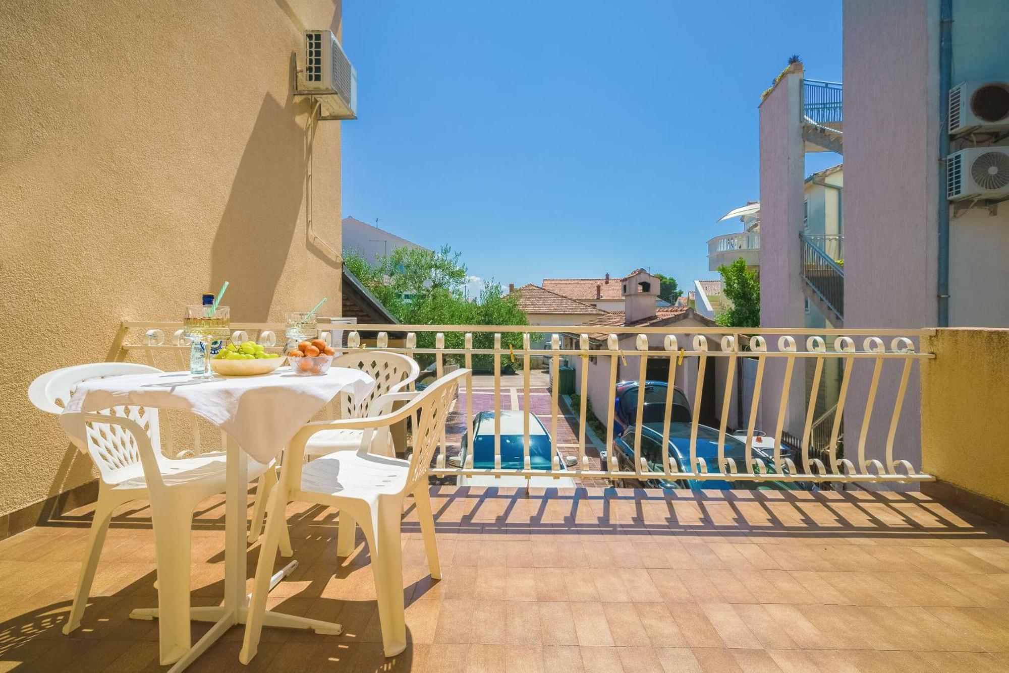 Apartment&Rooms Mrkovic Vodice Buitenkant foto